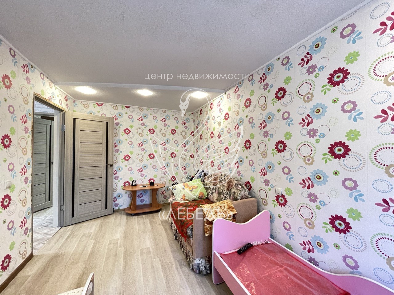 Продажа 3-комнатной квартиры, Советск, Тургенева улица,  д.6