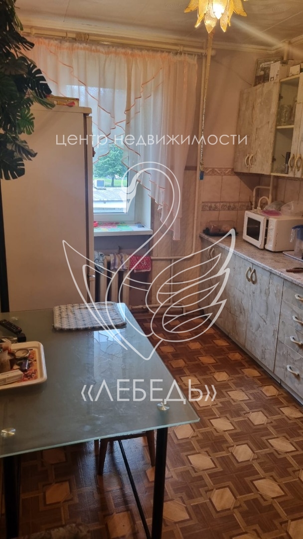 Продажа 3-комнатной квартиры, Неман, Советская улица,  д.27